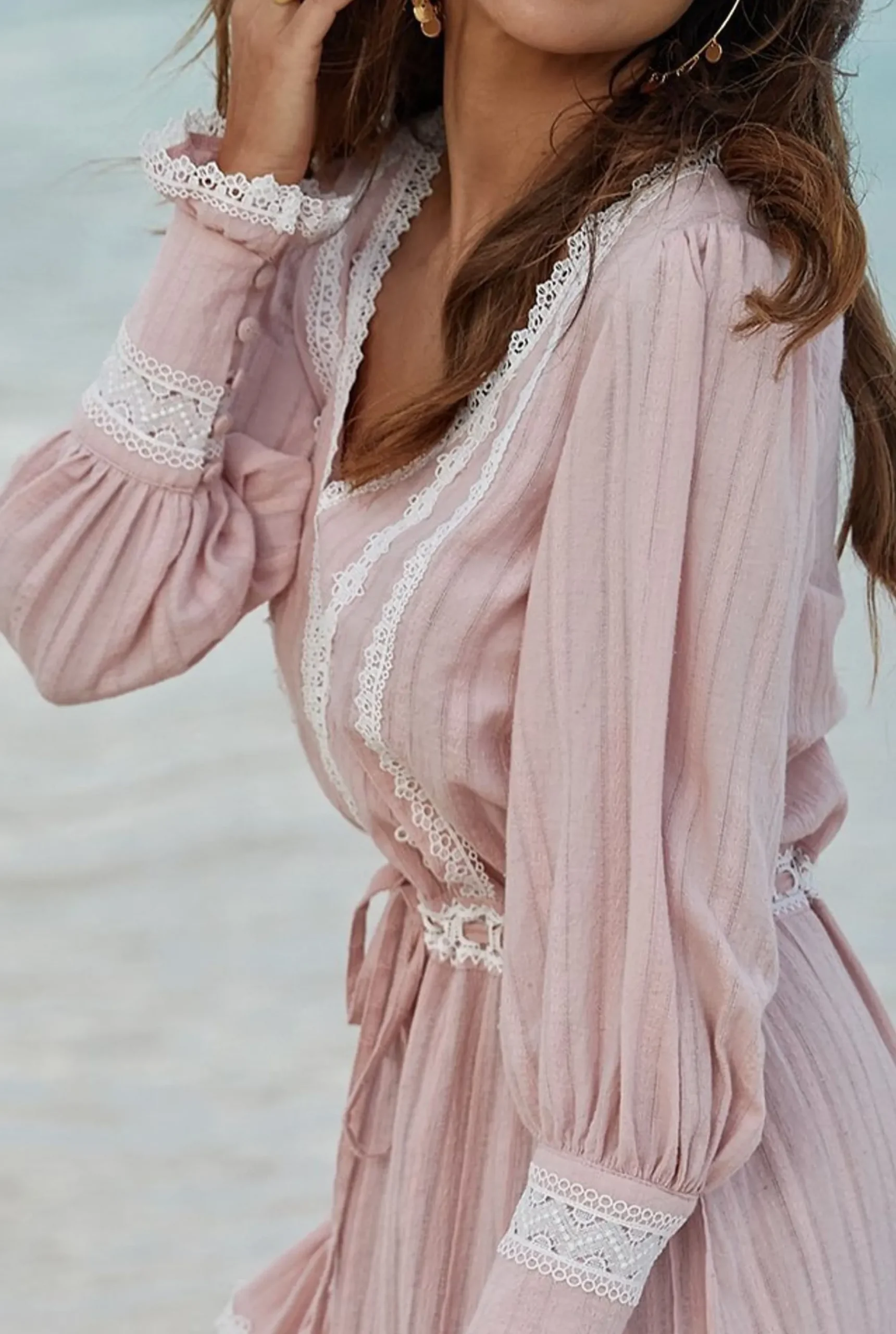 Outlet Pascadore - A Boho Style Dress With A Loose Cut And Long Sleeves Women Every Day